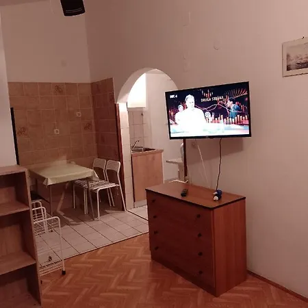 Apartment Nik *