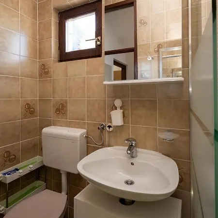 Nik Apartment *